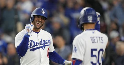 Dodgers go deep 4 times in 13-4 victory over Phillies