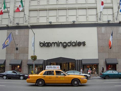 Does Bloomingdales Price Match