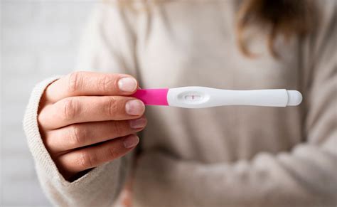 What does a positive pregnancy test result look like? 