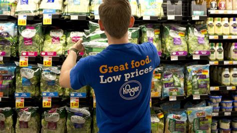 Does kroger sell postage stamps. Food stamps are distributed through the Supplemental Nutrition Assistance Program (SNAP) to individuals and families who are having a hard time paying for groceries. Today, food st... 