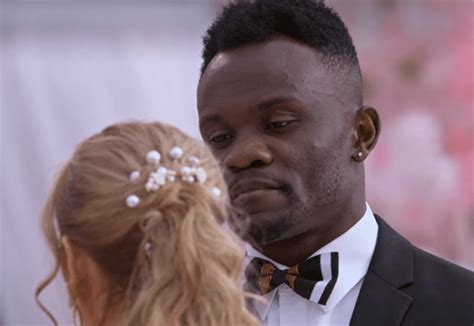 Does kwame say yes. star Kwame Appiah is clapping back at viewers who doubted the chemistry between him and Chelsea Griffin after the couple said yes to each other at the alter in the "Love Is Blind" season four ... 