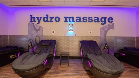 Does planet fitness have saunas. One of our most popular PF Black Card® benefits, HydroMassage™ beds offer a relaxing massage experience. Exclusive PF Black Card® Perk ... 