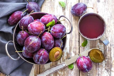 Key Takeaways. Prune juice is high in sugar, with one cup containing about 22 grams of sugar and one serving containing about 16 grams of sugar. It’s important to limit added sugar intake to less than 10% of daily calories to avoid health problems such as obesity and diabetes.
