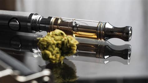 Does qt sell vapes. If you’re sparking up a water pipe on a regular basis, it’ll quickly become apparent that your go-to smoking device can get swampy. The tap water you use to filter the smoke can an... 