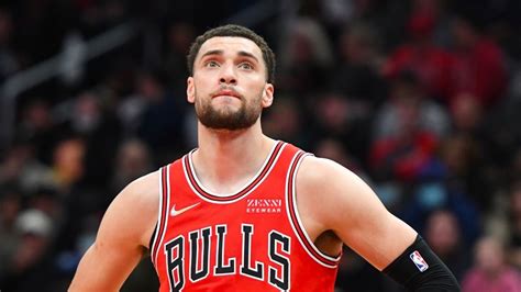Does trading Zach LaVine to the Los Angeles Lakers make sense? Chicago Bulls prepare for NBA trade window to open.