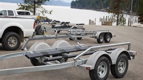 Does u haul rent boat trailers. The 6x12 utility trailer has a maximum loading capacity of just over 2,600 lbs, with more than 70 square feet of floor space. Equipped with an automatic braking system, tandem axles and a spring suspension, our utility trailers provide a soft ride for hauling your cargo. Our fleet of large utility trailers has helped millions of individuals and ... 