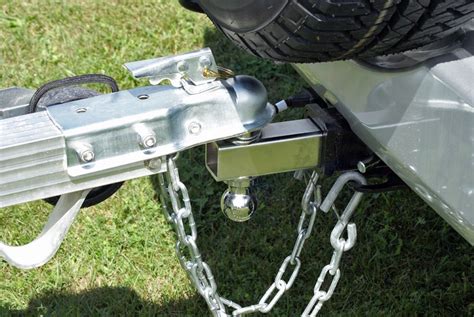 U-Haul has the largest selection of trailer hitches and towing accessories. Reserve a trailer hitch installation online at U-Haul Moving & Storage of Portage Park. U-Haul is your number one provider of quality and long-lasting tow hitches and trailer hitch receivers in Chicago, Illinois, 60641..