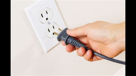 Does unplugging appliances save electricity. Yes, it is best to unplug the Keurig if you are not planning to use it for an extended period of time. Unplugging the appliance will reduce energy usage and reduce the risk of an electrical fire occurring in your kitchen. Most models do have an auto-off switch that turns it off after a short period of inactivity. 