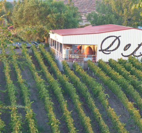 Doffo winery. The Doffo Winery offers you a great variety of tastings as well as different tours. There is a walking tour available for guests between the vines, or a golf cart ride of the property. This family is extremely close-knit, and you can expect their best when visiting. They infuse a personal experience and you instantly feel embraced as a friend ... 