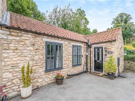 Dog Friendly Cottages in Thornton-le-Dale Cottages on offer