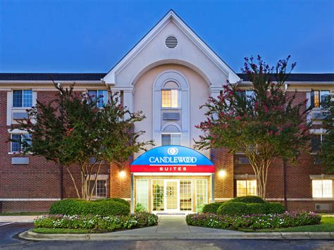 Dog friendly hotels charlotte nc. Charlotte Dog friendly hotels; Charlotte Hotels; ... Motel 6-Charlotte, Nc - Airport offers 2-star accommodation a 15-minute ride from the Uptown-area BB and T Park Stadium. The property provides 84 guestrooms appointed with wireless Internet and multi-channel TV for a pleasant stay in Charlotte. 