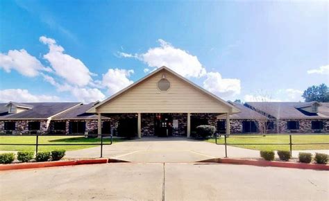 Dogwood Trails Manor Nursing Home in Woodville, TX - Wellness