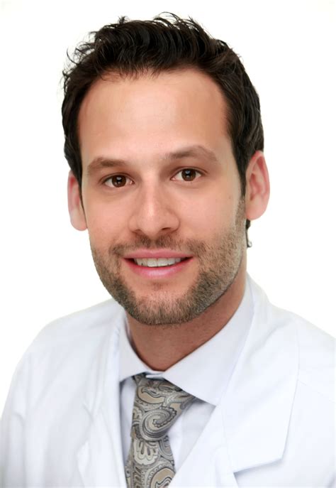 Dokter daniel. Dr daniel brandt rheumatologist in honolulu hawaii, oahu. Dr. Brandt is board certified in Rheumatology and Internal Medicine and specializes and enjoys treating Rheumatoid Arthritis, Psoriatic Arthritis, Systemic Lupus Erythematosus, and Gout. 