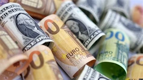 Dolar ve euroda yükseliş sürüyor