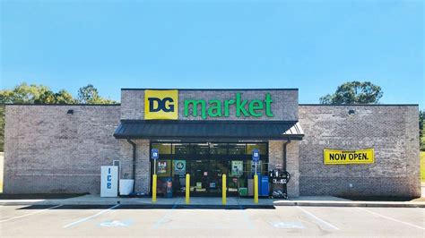 Dollar general covington la. Specialties: Dollar General Covington is proud to be America's neighborhood general store. We strive to make shopping hassle-free and affordable with more than 15,000 convenient, easy-to-shop stores. Our stores deliver everyday low prices on items including food, snacks, health and beauty aids, cleaning supplies, family apparel, housewares, seasonal items, paper products and much more from ... 
