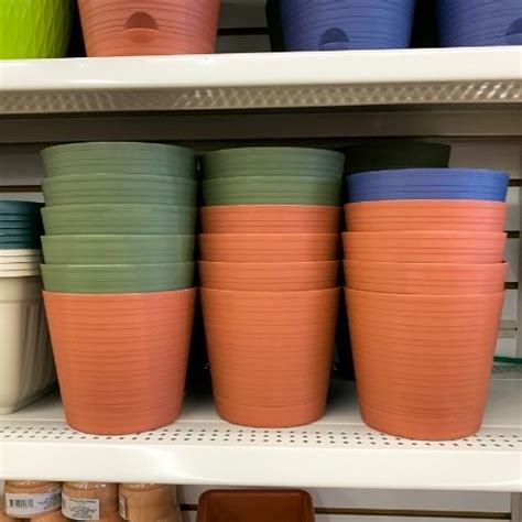 Dollar general flower pots. Personalizing DOLLAR TREE Flower Pots with CRICUT - Make $$ selling these!In this video I show you how you can personalize and customize flower pots. These f... 