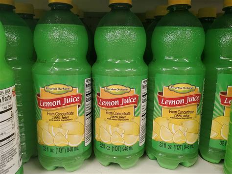  Real flavor: Made with 100% lemon and lime juice from concentrate.Trusted brand: First introduced in Chicago in 1934, ReaLemon and ReaLime have been trusted brands that deliver only the highest quality of lemon and lime juiceNaturally good: ReaLemon and ReaLime are caffeine-free, gluten-free and sodium-freeFood enhancer: ReaLemon and ReaLime ... . 