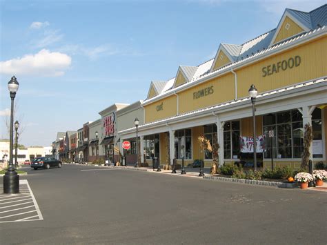 Best Outlet Stores in Lansdale, PA 19446 - Philadelphia Premium Outlet