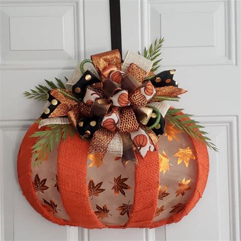 Dollar tree pumpkin wreath ideas. #falldecoratingideas #julieswreathboutique #falltrends2022 #falldecor #dollartreediy Find me on Instagram here: https://www.Instagram.com/JuliesWreathBoutiq... 