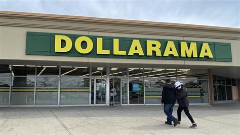 Dollarama profits skyrocket as consumers visit more often — for bigger purchases