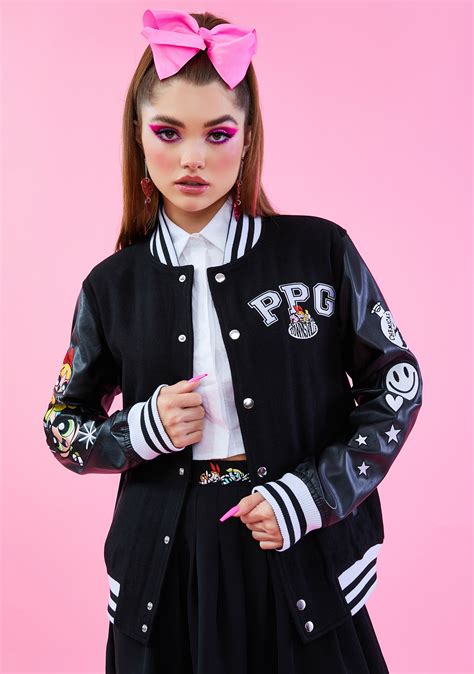 Dollskills. Dolls Kill is an online boutique featuring a rebellious spirit and attitude, mixed with a bit of punk rock, goth, glam and festival fashion. Shop the latest trends with free shipping worldwide. 