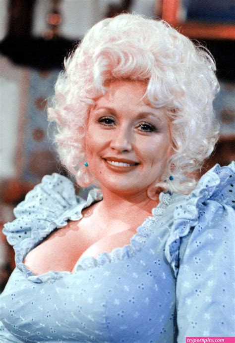Dolly Parton Naked Pictures are very hard to find on the internet, but we found the closest ones. Dolly Parton is an iconic personality of America born on January 19, 1946, at Sevier County in Tennessee, USA. She took up singing from her mother and well supported by her uncle Bill Owens. After her graduation, she moves to Nashville, Tennessee ...