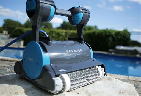 Dolphin inground pool cleaner. 1 12. 82% of reviews would recommend this product. Built to deliver a deep clean. The Dolphin S200 is powerfully nimble on vertical surfaces for intense wall and waterline scrubbing. With superior filtering capabilities, dirt and debris can’t hide from this underwater cleaning machine. Warranty (years) : 2. 