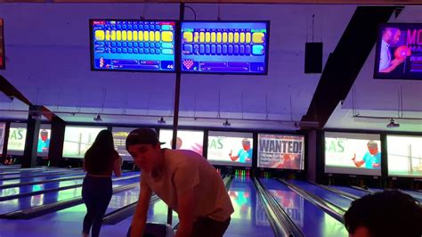 Dolphin mall bowling. Aug 9, 2018 · The 60-lane Bird Bowl has undergone some much-needed renovations recently, but it still feels somewhat outdated. Not that we’re complaining. 9275 SW 40th St., Miami, 305-221-1221; birdbowl.com ... 