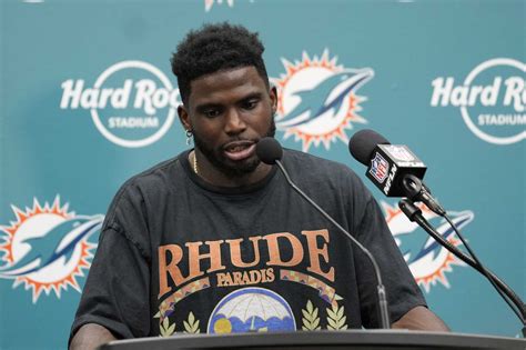 Dolphins’ Tyreek Hill returns to practice two days after fire at his home