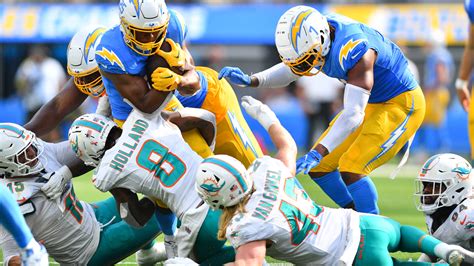 Dolphins’ defense hoping to adjust, stop the run after poor performance against Chargers
