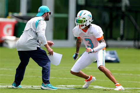 Dolphins Deep Dive: Can Miami’s team ‘culture’ keep new WR Chosen Anderson focused?