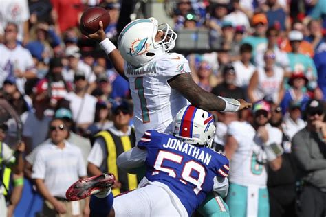 Dolphins first loss of season shows they haven’t yet surpassed the Bills in AFC East