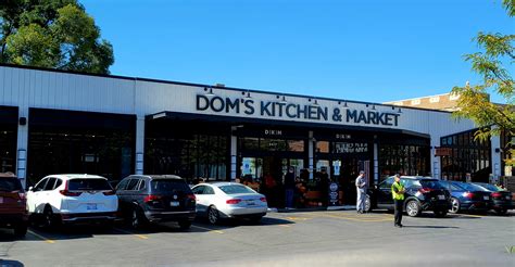 Dom's kitchen. The new store will open at 1225 N. Wells St. later this year, Dom’s Kitchen & Market announced Thursday. This will be the second of 15 locations the grocery store hopes to open by 2025. The first Dom’s opened in June at 2730 N. Halsted St. in Lincoln Park, introducing the store’s concept of combining grocery stopping with restaurant ... 