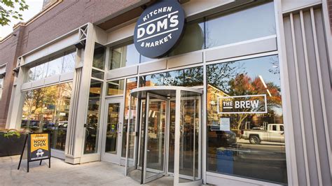 Dom's market. Dom's Kitchen & Market at Diversey Parkway and Halsted Street is coming from the founder of Mariano's, but don't expect a traditional grocery store. At more than 17,000 square feet, ... 