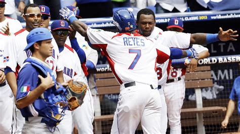 Dominican Republic rallies past Italy; Canada wins in World Cup romp