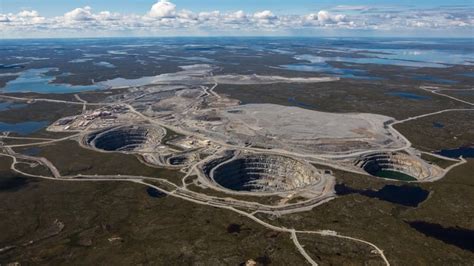 Dominion Diamond Mines sells Ekati mine to Arctic Canadian