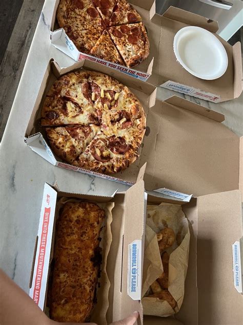 Dominoes pahoa. 200 W 29th Street. Pueblo, CO 81008. (719) 545-5555. Order Online. Domino's delivers coupons, online-only deals, and local offers through email and text messaging. Sign up today to get these sent straight to your phone or inbox. Sign-up for Domino's Email & Text Offers. 