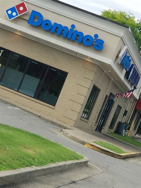 Dominos lexington ky. Delivery & Pickup Options - 16 reviews of Domino's Pizza "I have been enjoying the new Domino's changes. First of all, before the great recipe change, Domino's was an "alright" eat at best. 