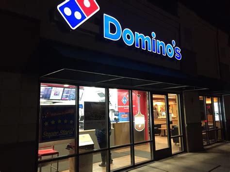Domino's Pizza, 13625 Northdale Blvd Stop 2, Rogers