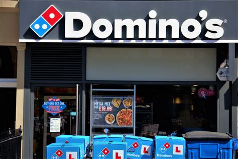 Dominos standish maine. Things To Know About Dominos standish maine. 