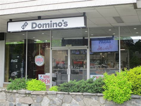 Dominos yorktown. Domino's Carryout Insurance program is only available to carryout customers who return their damaged order, uneaten, in its original packaging (inclusive of an order label or receipt) to the store from which it was originally purchased within at least two hours of the time of purchase. Damaged orders will be replaced with identical products and ... 