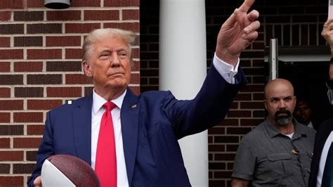 Donald Trump will look to upstage Clemson grad Nikki Haley at football rivalry game