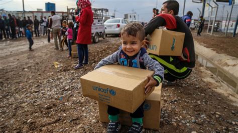 Donate to Help Children and Refugees in Syria Save the Children