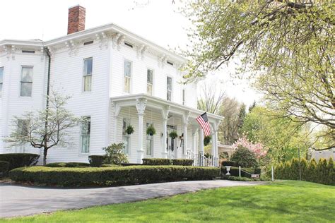 Donovan funeral home photos. .  <a href=https://lake-curator-alpha.nexlabs.co.uk/build/u5...