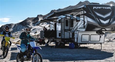 Dons rv. Don's RV has weekly specials on up to ten new and used RVs. These special prices are for our top brands of travel trailer, fifth wheel and toy haulers, such as ATC, Keystone Montana and Raptor, Forest River Shockwave, Vibe and Wildcat. 