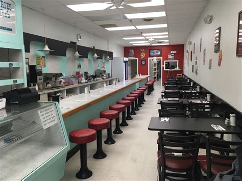 Donut villa arlington ma. Donut Villa is a modern spin on the classic American diner with several locations. You can find your nearest neighborhood ‘Villa shop’ in Newton, Arlington, Cambridge, and … 