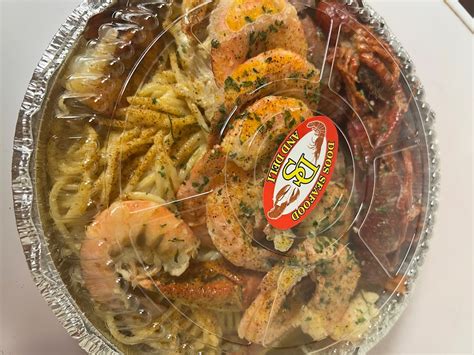 Doos seafood. Boiled Seafood CHOOSE YOUR BUTTER FLAVORS DOOS SEAFOOD Lilburn 770-925-9292 4120 Lawrenceville Hwy. Lilburn, GA 30047 2442 Pleasant Hill Rd #8 Duluth, GA 30096 678-474-0064 (Until 7PM on Sundays) Mon-Sun 11AM-9PM www.doosseafood.net Garlic Garlic Butter Butter Lemon Creamy Pepper Garlic Butter Medium Spicy Garlic Butter 