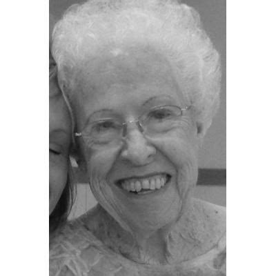 Dorothy Ann Schniers Frenzel (1932-2024) – Find a...