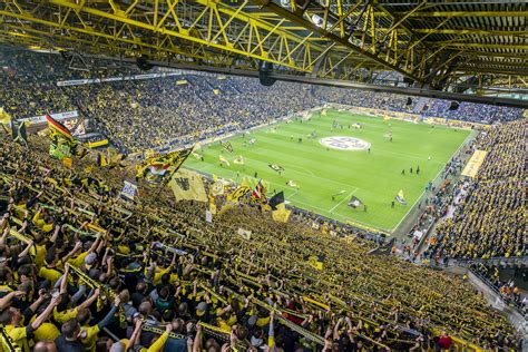 Dortmund stadion zuschauer