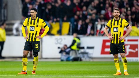 Dortmund wastes great chance to move level with Bayern
